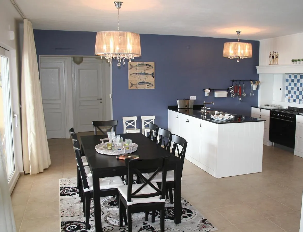 Villa Saray Kusadasi Sogucak 0*,